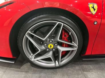 Ferrari F8 Tributo — photo 16