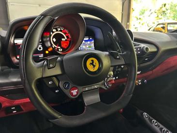 Ferrari F8 Tributo — photo 19