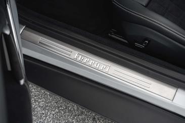 Ferrari Roma Spider — photo 21