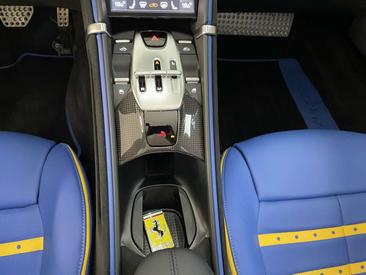 Ferrari Roma Spider — photo 14