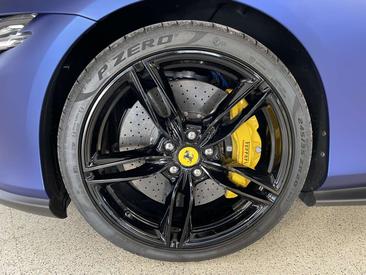 Ferrari Roma Spider — photo 15