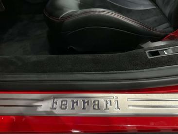 Ferrari F8 Tributo — photo 26