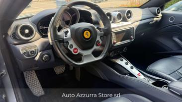 Ferrari California T — photo 11