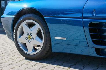 Ferrari 348 Spider — photo 22