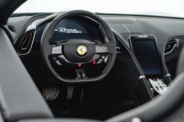 Ferrari Roma Spider — photo 47