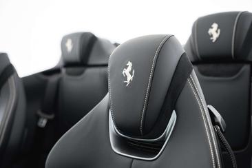 Ferrari Roma Spider — photo 49