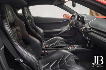 Ferrari 458 Italia — photo 22
