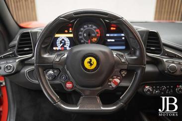 Ferrari 458 Italia — photo 32