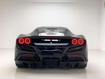 Ferrari F8 Tributo — photo 10