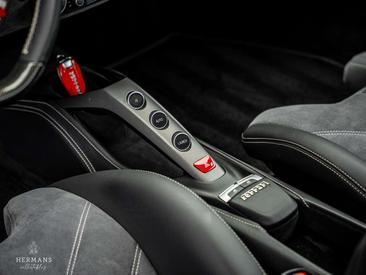 Ferrari 488 GTB — photo 20