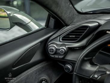 Ferrari 488 GTB — photo 25