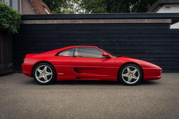 Ferrari F355 Berlinetta — photo 8