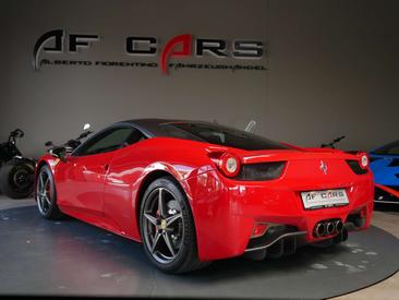 Ferrari 458 Italia — photo 7