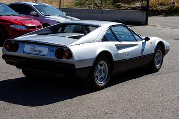 Ferrari 308 GTB — photo 9