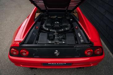 Ferrari F355 Berlinetta — photo 27