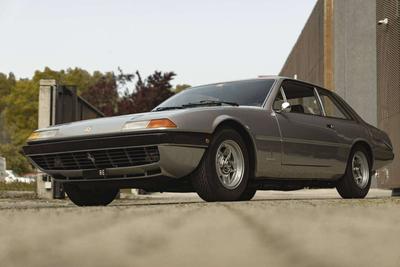 Ferrari 365 GT4 2+2