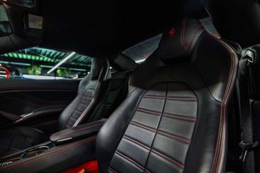 Ferrari California T — photo 6