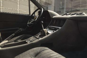 Ferrari 365 GT4 2+2 — photo 11