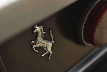 Ferrari 365 GT4 2+2 — photo 13
