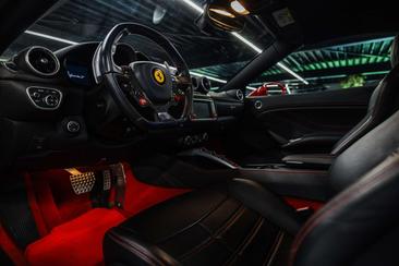 Ferrari California T — photo 13