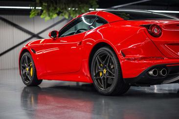 Ferrari California T — photo 14