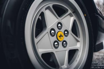 Ferrari 328 GTS — photo 11