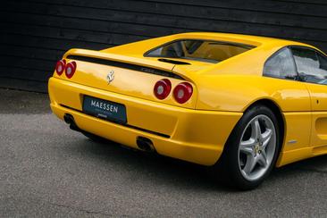 Ferrari F355 Berlinetta — photo 14