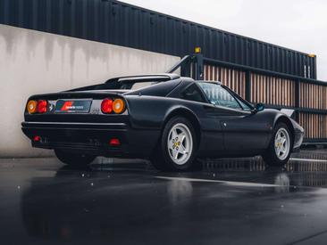 Ferrari 328 GTS — photo 29