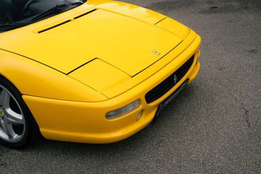 Ferrari F355 Berlinetta — photo 38