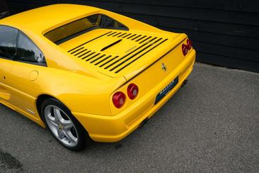 Ferrari F355 Berlinetta — photo 46