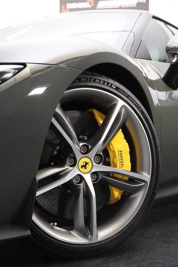 Ferrari 296 GTB — photo 2