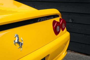 Ferrari F355 Berlinetta — photo 49