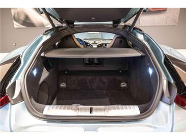 Ferrari 12 Cilindri — photo 14
