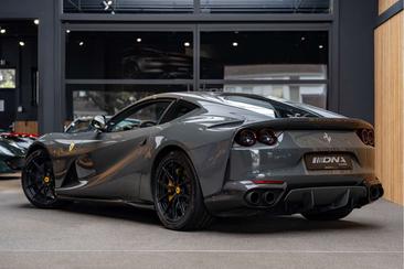 Ferrari 812 Superfast — photo 5