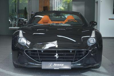 Ferrari California T
