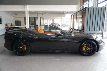 Ferrari California T — photo 10