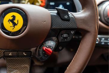 Ferrari 812 Superfast — photo 37