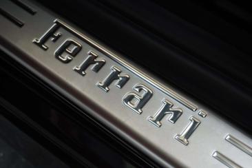 Ferrari California T — photo 23