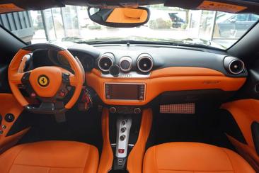 Ferrari California T — photo 34