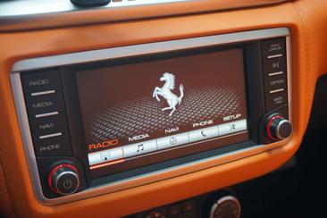 Ferrari California T — photo 39