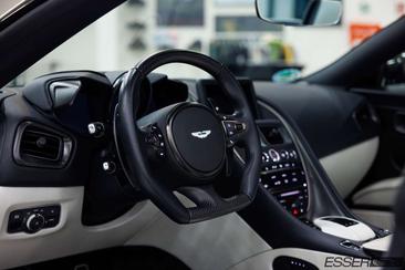 Aston Martin DBS 770 Ultimate V12 — photo 9