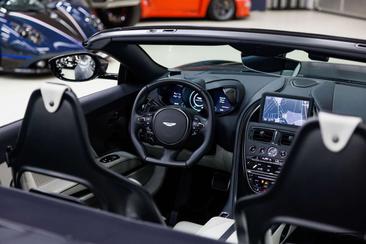Aston Martin DBS 770 Ultimate V12 — photo 13