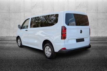 Volkswagen Multivan Van 2.0 TDI — photo 3