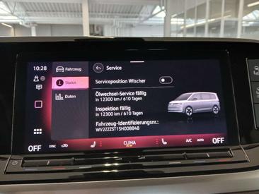 Volkswagen Multivan Van 2.0 TDI — photo 12