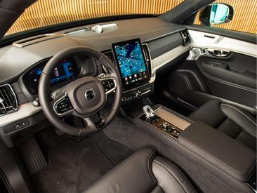 Volvo XC90 T8 AWD Long Range — photo 13