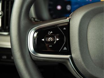Volvo XC90 T8 AWD Long Range — photo 26