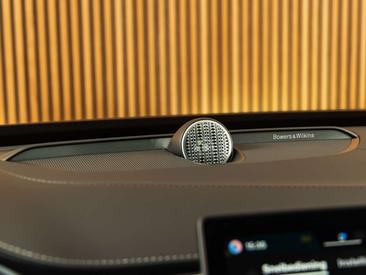 Volvo XC90 T8 AWD Long Range — photo 27