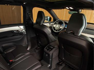 Volvo XC90 T8 AWD Long Range — photo 28