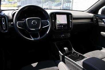 Volvo EC40 Coupé SUV Single Motor Extended Range — photo 12