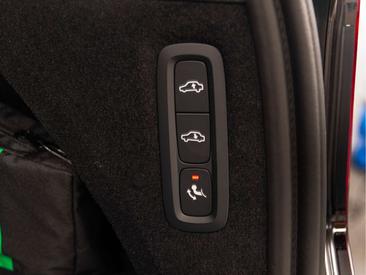 Volvo XC90 T8 AWD Long Range — photo 34